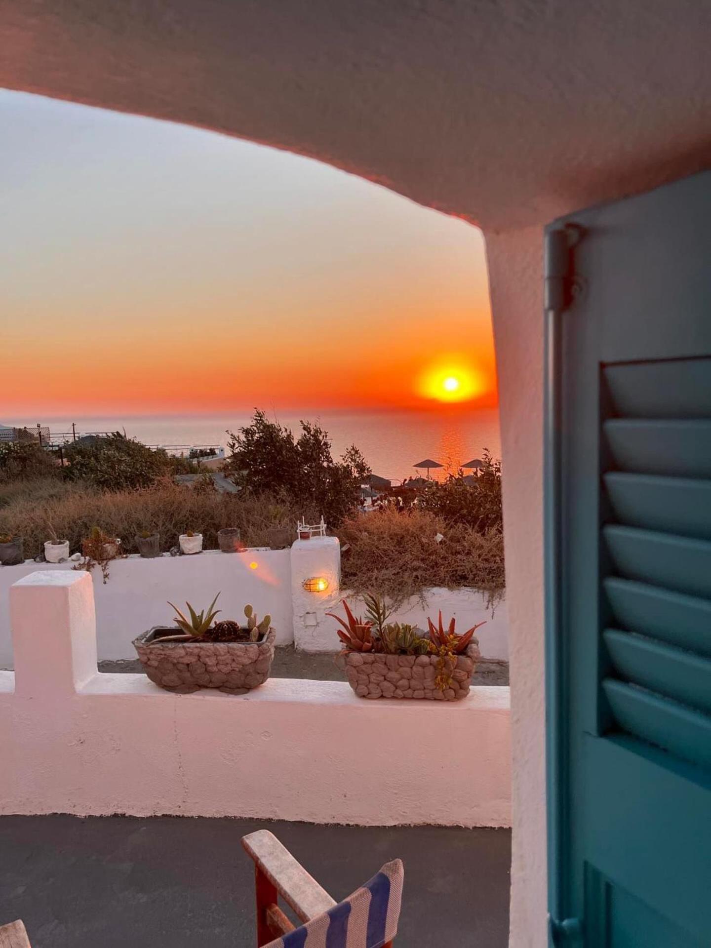 Oia Sunset House Pothitou Villa ภายนอก รูปภาพ