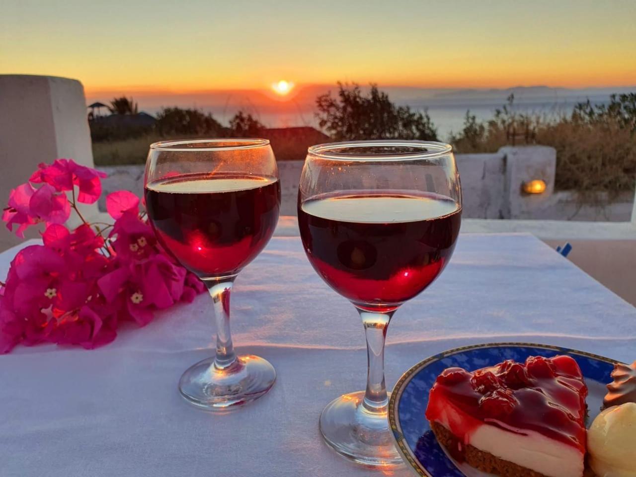Oia Sunset House Pothitou Villa ภายนอก รูปภาพ